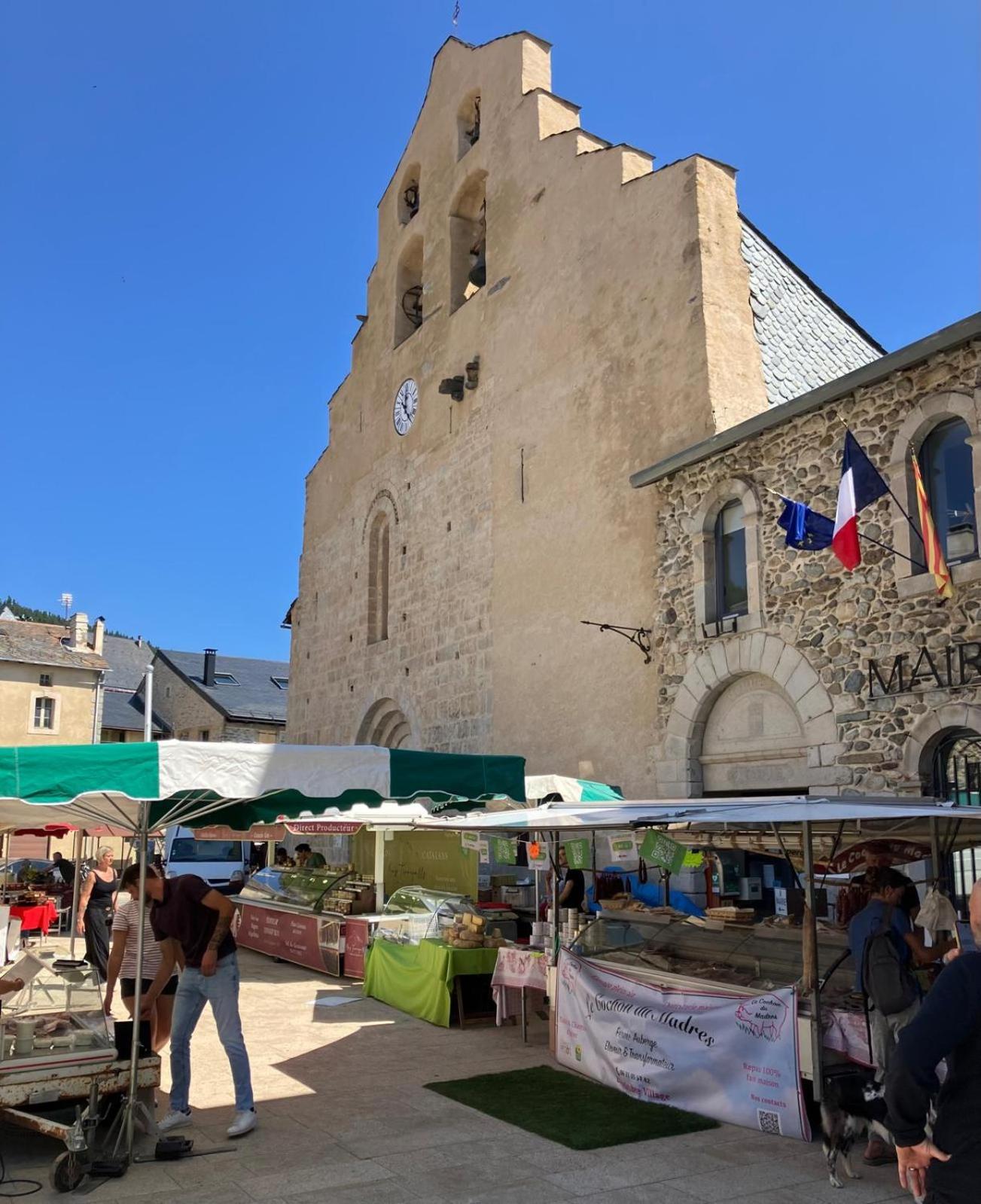 La Grange T2 Centre Ville Jardin Wifi Formiguères 외부 사진